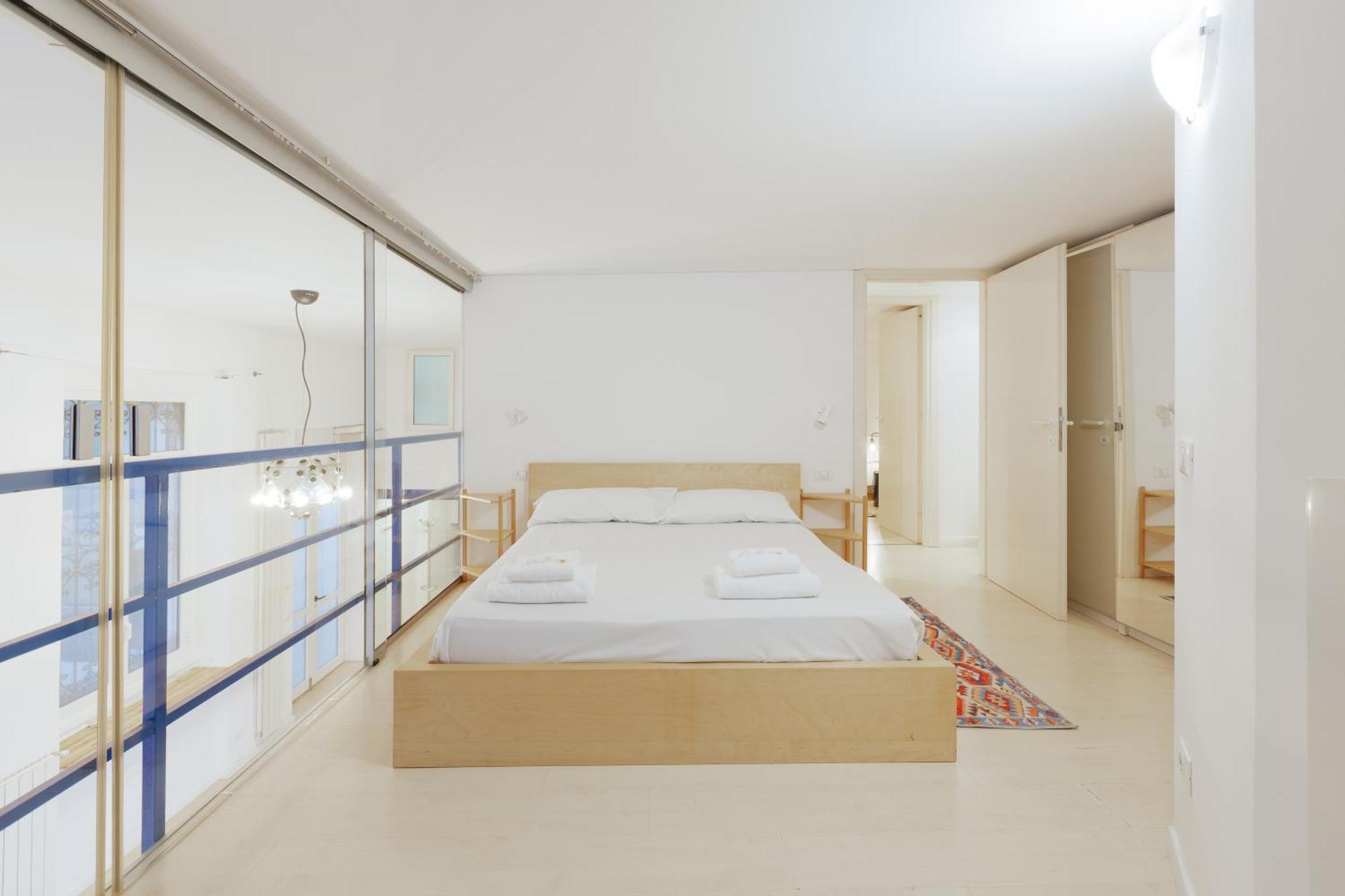 Appartement Sant'Agostino - Charming Retreat 210M From M2 à Milan Extérieur photo